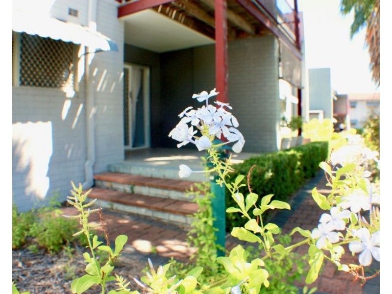 8/14 Coralie Court, Armadale WA 6112