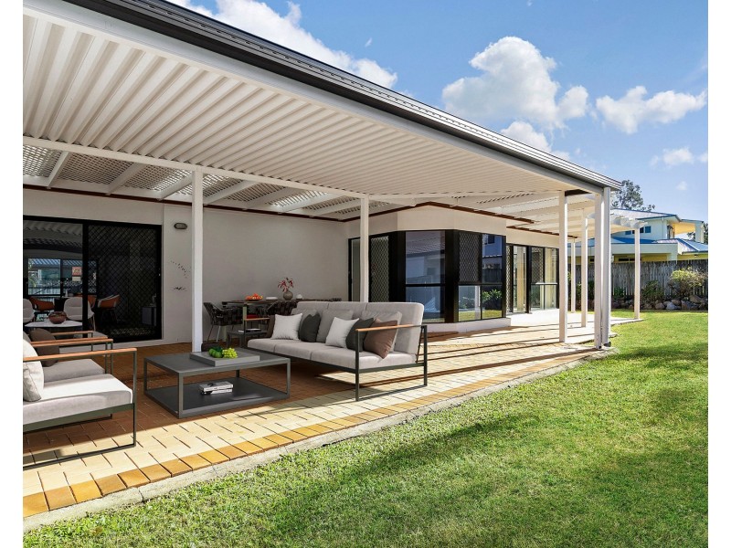 19 Benjamin Place, Sinnamon Park QLD 4073
