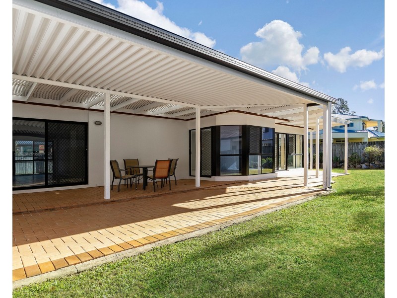 19 Benjamin Place, Sinnamon Park QLD 4073