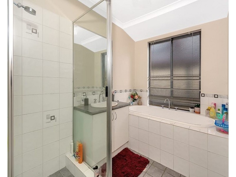 37 Macquarie Boulevard, Hammond Park WA 6164