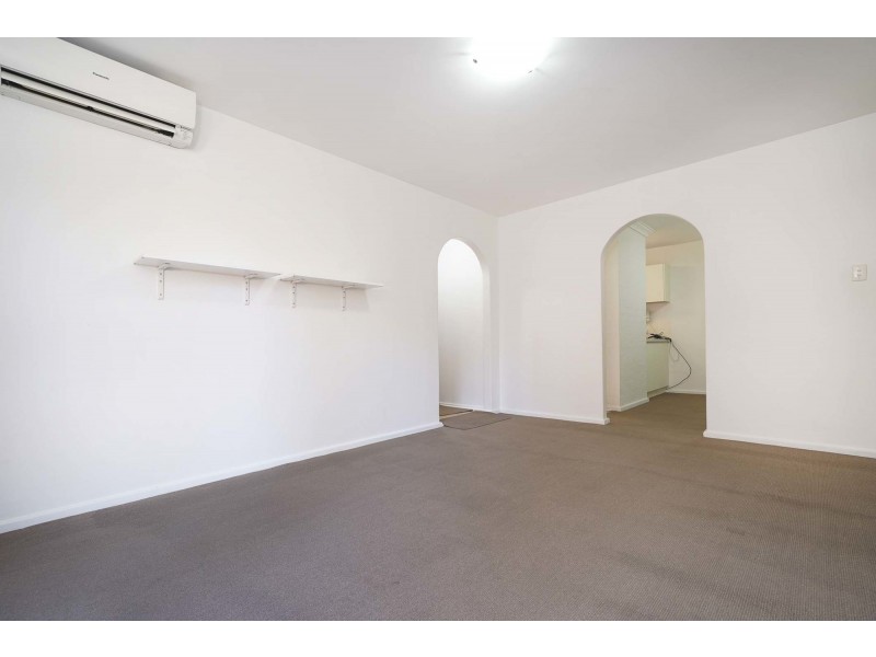 12/8 Gwenyfred Road, Kensington WA 6151