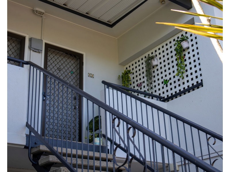 12/217-219 Spence St, Bungalow QLD 4870