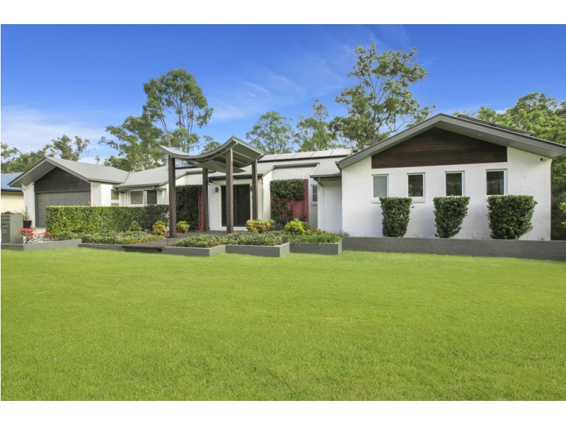 21 Talisman Ct, Eatons Hill QLD 4037