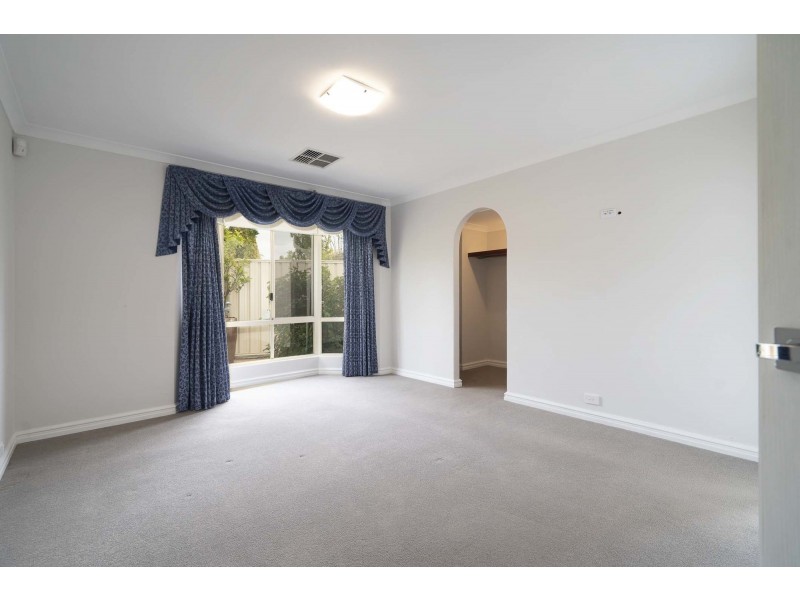 12 Prunella Crescent, Canning Vale WA 6155