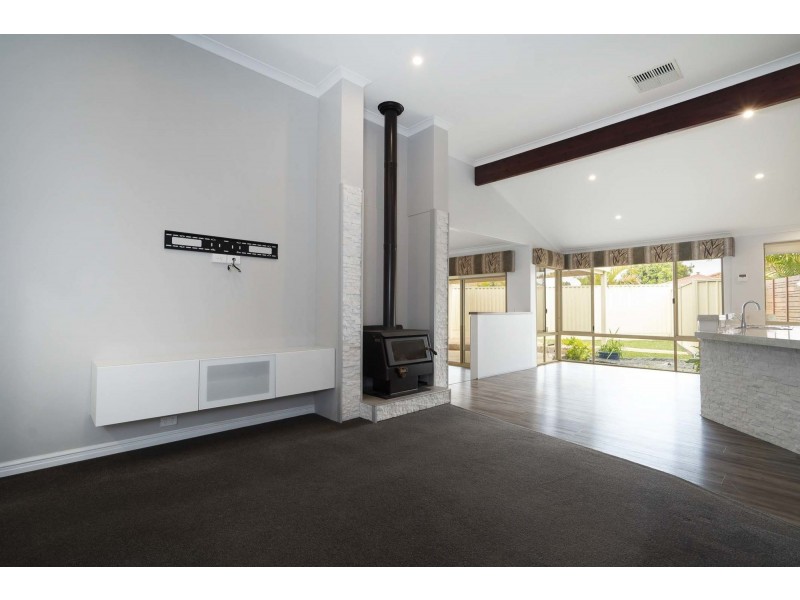 12 Prunella Crescent, Canning Vale WA 6155