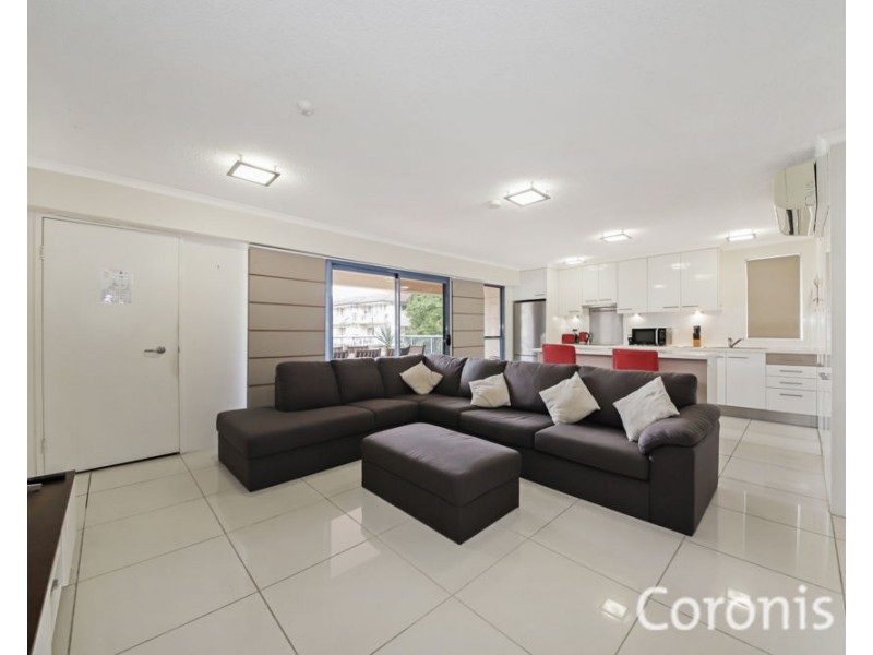 1/2 Waverley Road, Taringa QLD 4068