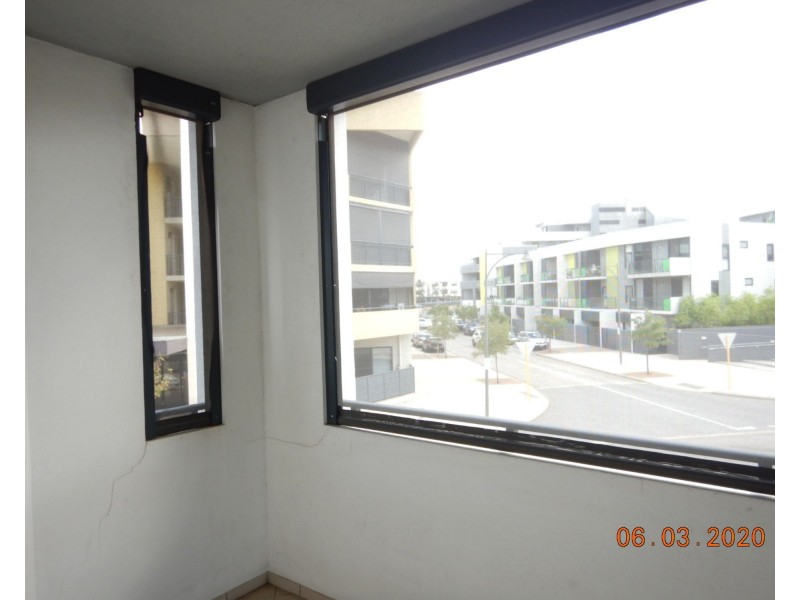 8/2 Stockton Bend, Cockburn Central WA 6164