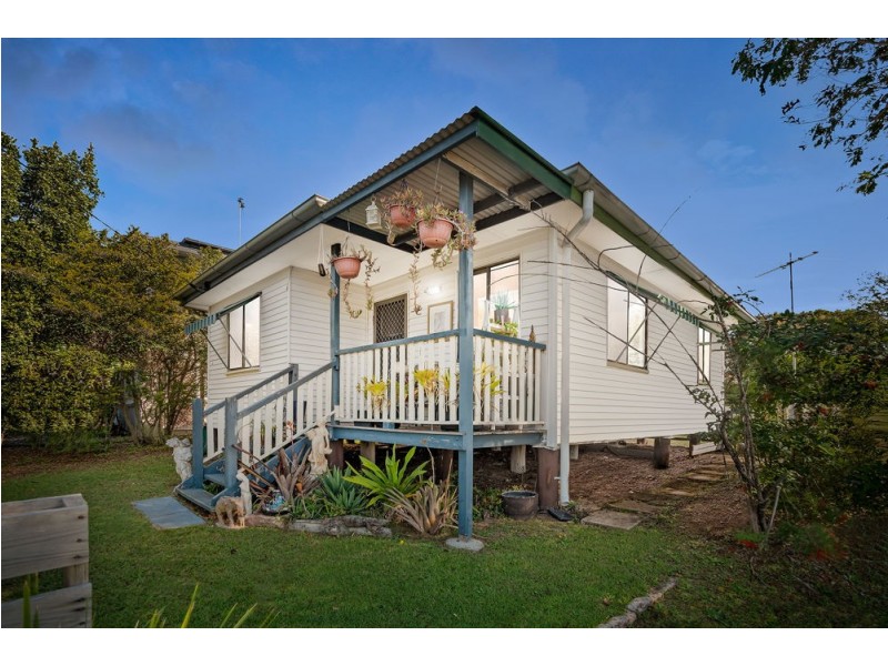 19 Adrian Street, Margate QLD 4019