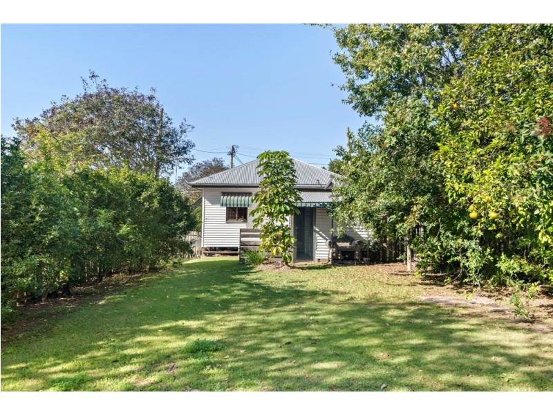 19 Adrian Street, Margate QLD 4019