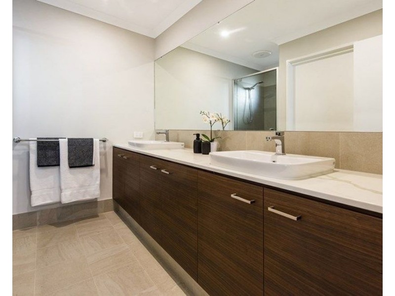 8b Grantham Place, Carlisle WA 6101