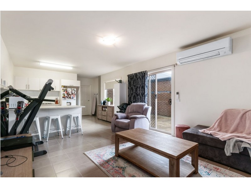 2/88 Albert Street, Rosedale VIC 3847