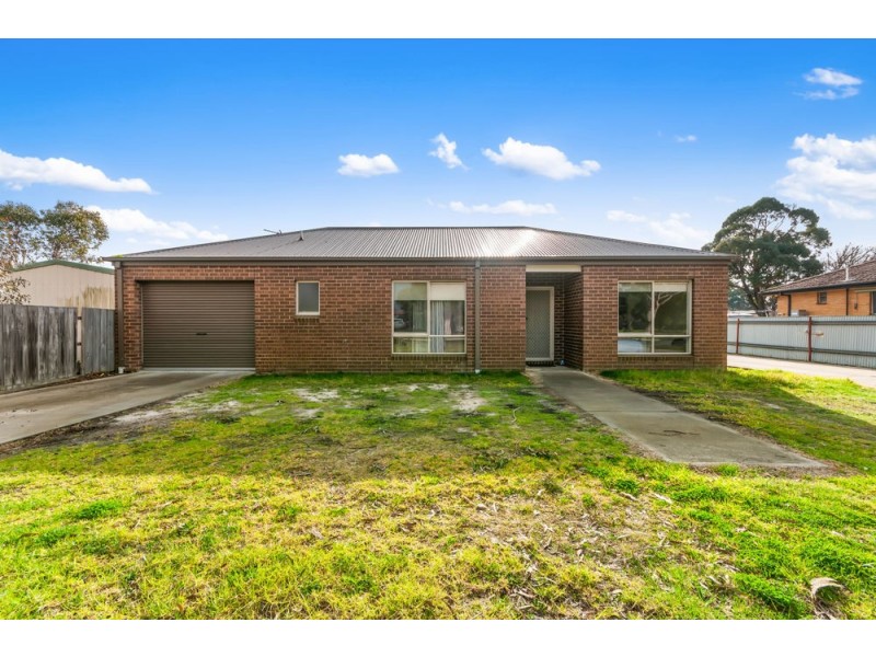 2/88 Albert Street, Rosedale VIC 3847