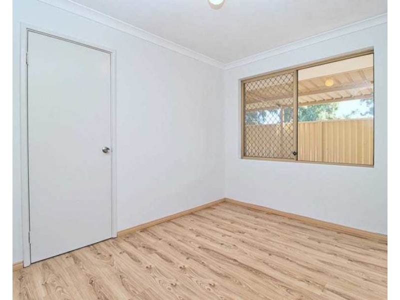 1 Arrow Way, Cooloongup WA 6168