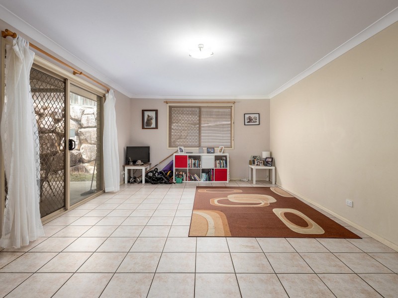 10 Coolgardie Court, Arana Hills QLD 4054