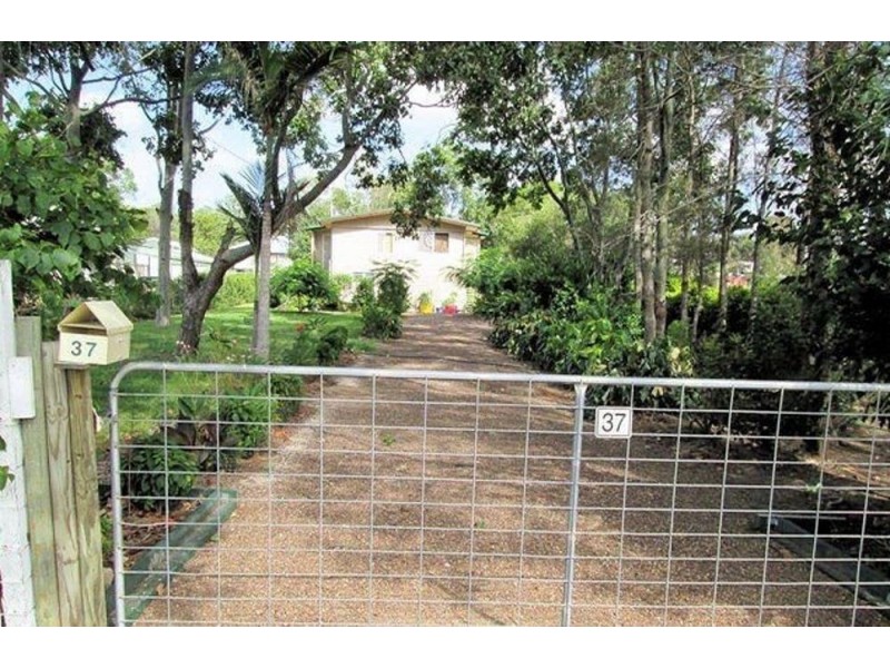 37 Price Street, Tiaro QLD 4650