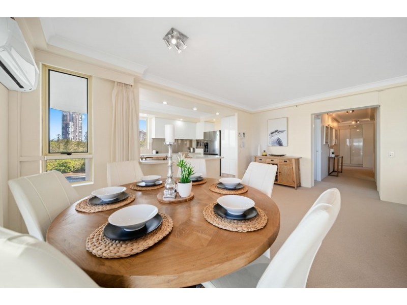 34/1 Serisier Ave, Main Beach QLD 4217