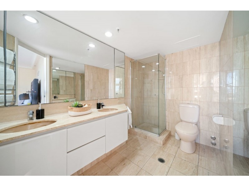 34/1 Serisier Ave, Main Beach QLD 4217