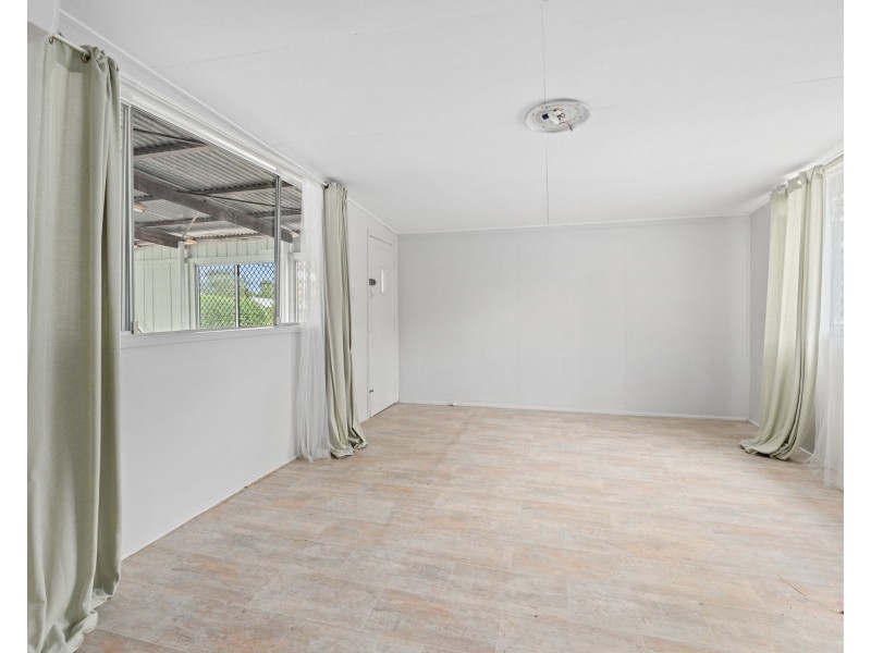6 Madden Lane, Rosewood QLD 4340