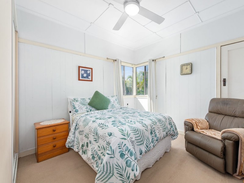 2 McFadden Street, Wynnum QLD 4178