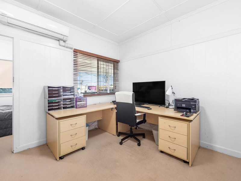 2 McFadden Street, Wynnum QLD 4178