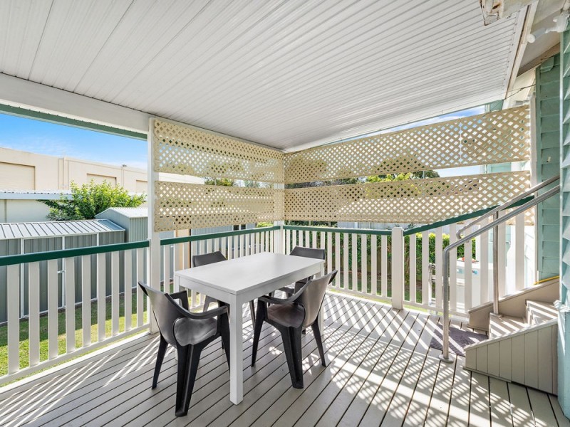 2 McFadden Street, Wynnum QLD 4178