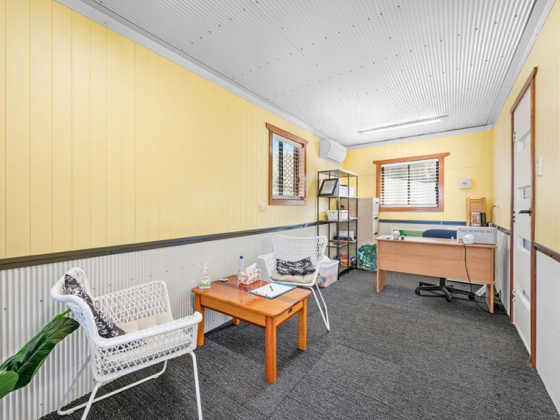 2 McFadden Street, Wynnum QLD 4178