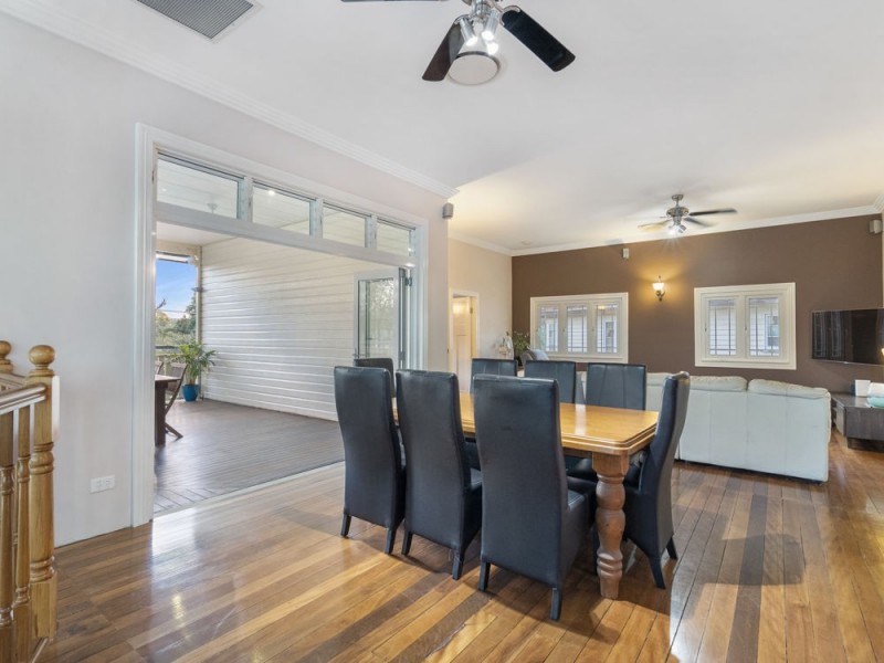 1 Pavonia Street, Ashgrove QLD 4060