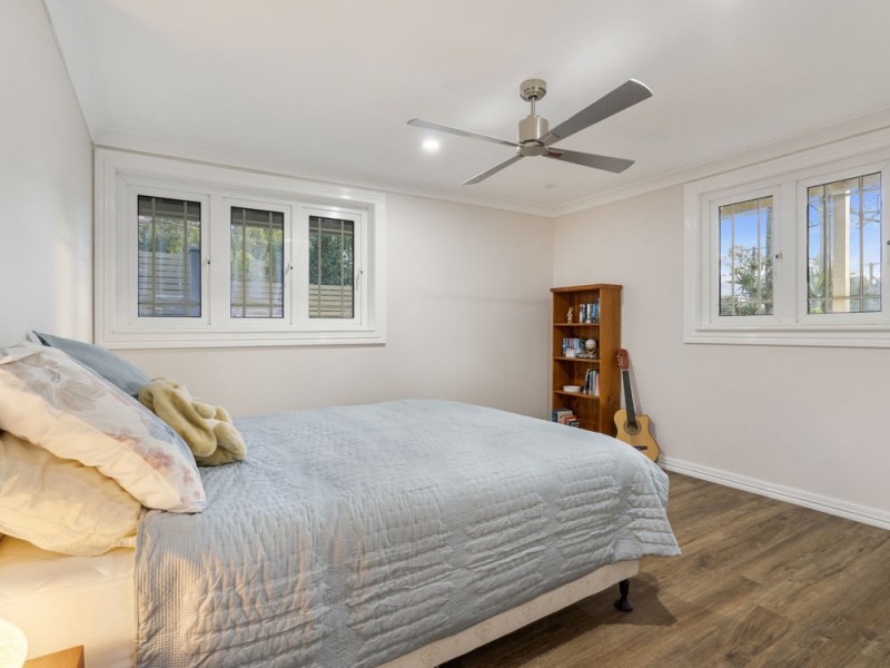 1 Pavonia Street, Ashgrove QLD 4060