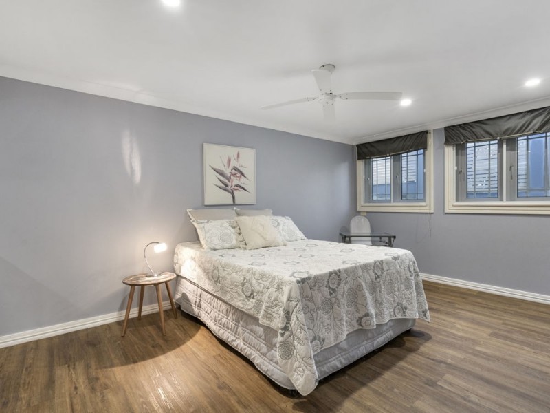 1 Pavonia Street, Ashgrove QLD 4060