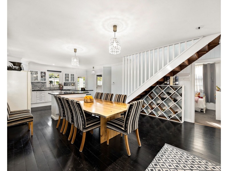 66 Pleystowe Crescent, Hendra QLD 4011