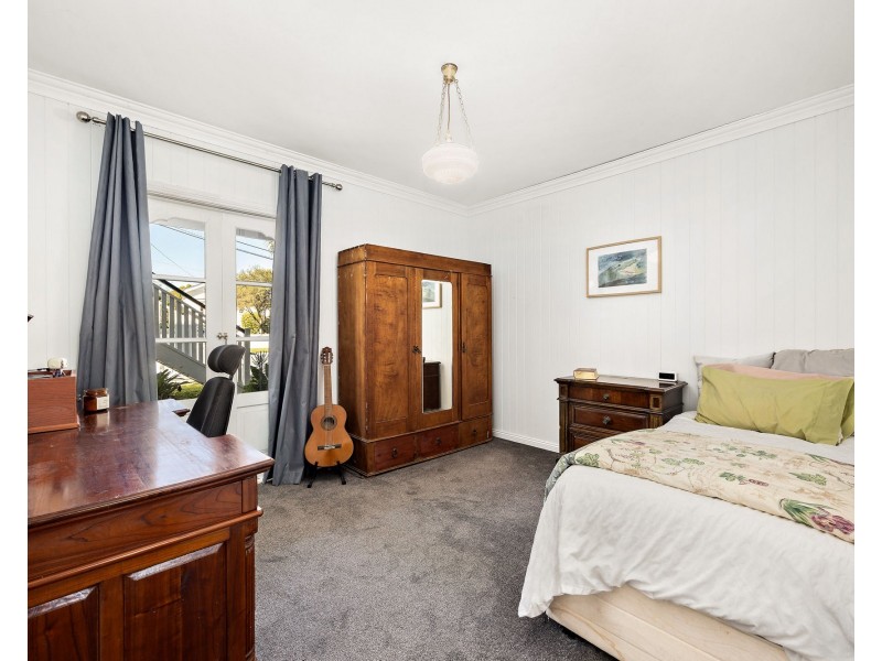 66 Pleystowe Crescent, Hendra QLD 4011