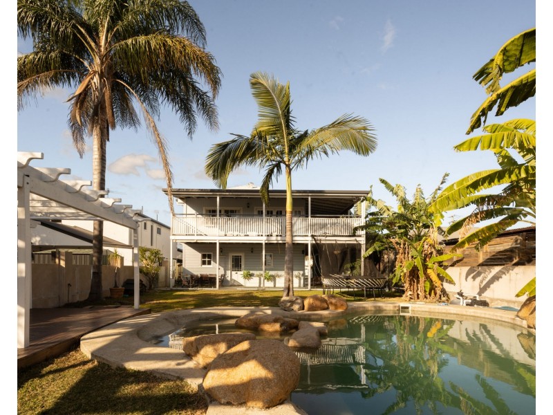 66 Pleystowe Crescent, Hendra QLD 4011