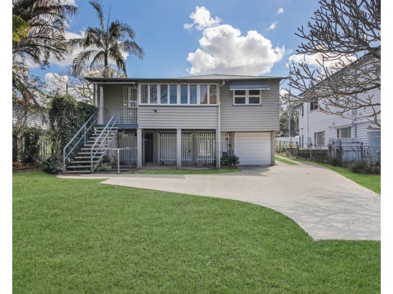 42 Alderson Street, Newmarket QLD 4051