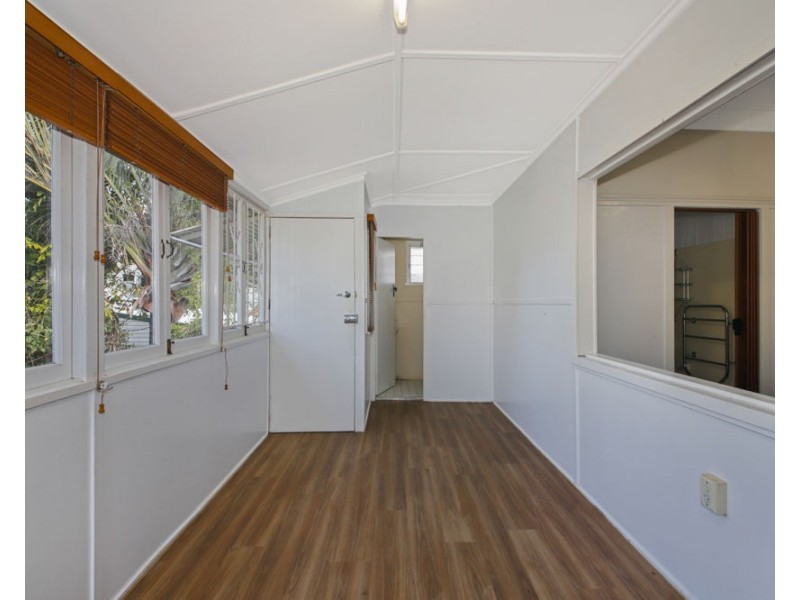 42 Alderson Street, Newmarket QLD 4051