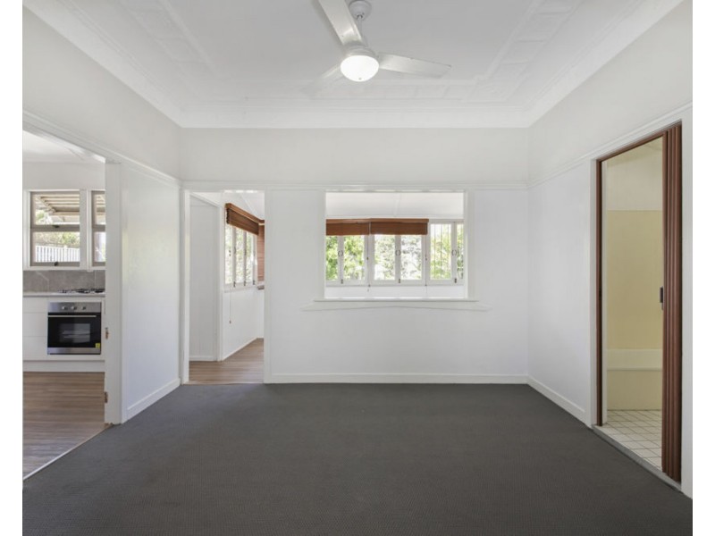 42 Alderson Street, Newmarket QLD 4051