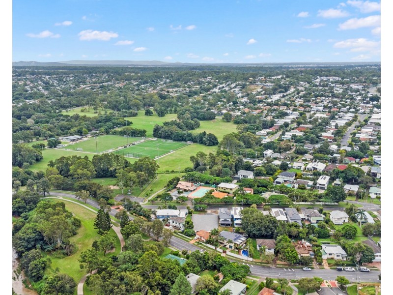 118 Gordon Parade, Everton Park QLD 4053