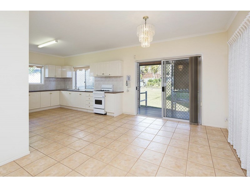 33 Wolseley Street, Woolloongabba QLD 4102