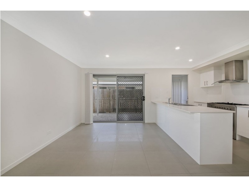 15 Darrau Aveune, Yarrabilba QLD 4207