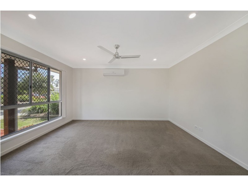 15 Darrau Aveune, Yarrabilba QLD 4207