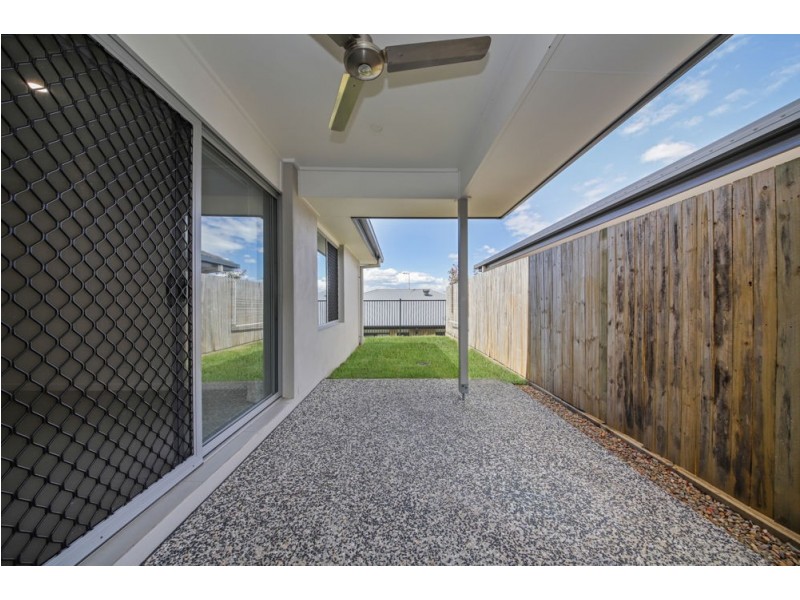 15 Darrau Aveune, Yarrabilba QLD 4207