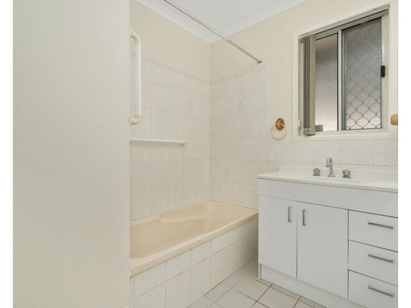 27 Kalunda Drive, Caboolture QLD 4510