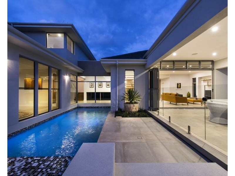 4 Larvotto Turn, Burns Beach WA 6028