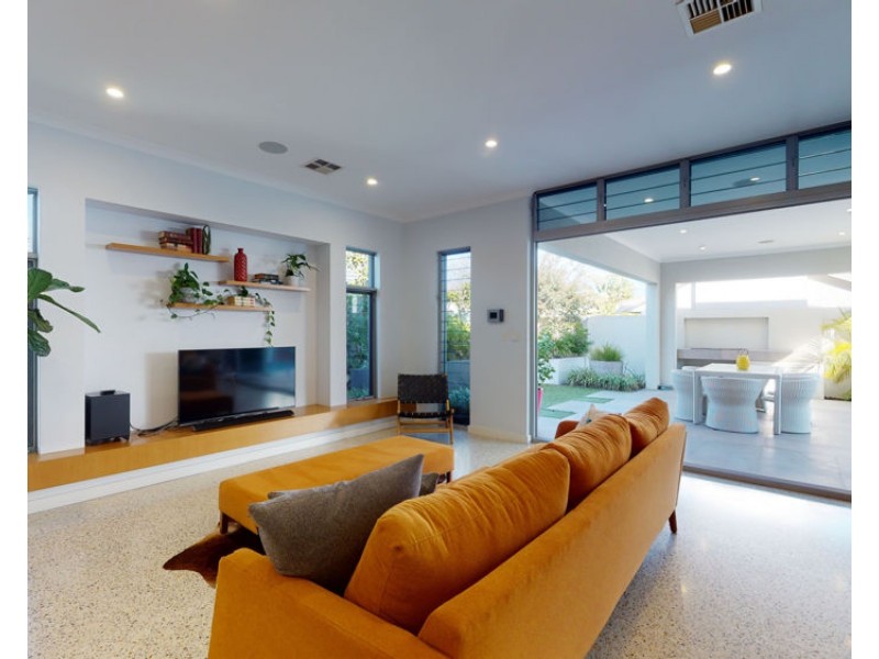 4 Larvotto Turn, Burns Beach WA 6028