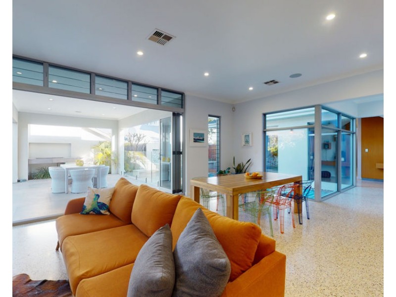 4 Larvotto Turn, Burns Beach WA 6028