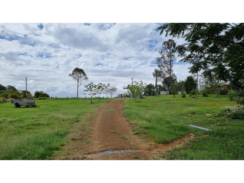 90 BOYLE ROAD, The Palms QLD 4570