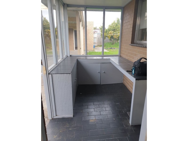 34 Hawthorn Crecent, Churchill VIC 3842