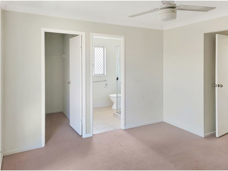 28 Burswood Close, Wulkuraka QLD 4305