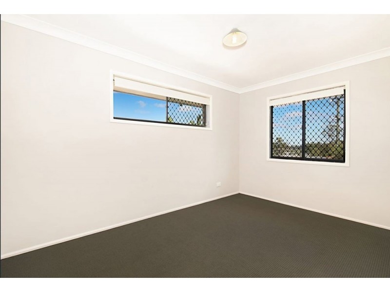 64 Barbaralla Drive, Springwood QLD 4127