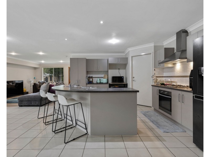 9 Freeman Place, Bracken Ridge QLD 4017