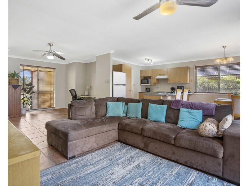 145 Cambridge Crescent, Fitzgibbon QLD 4018